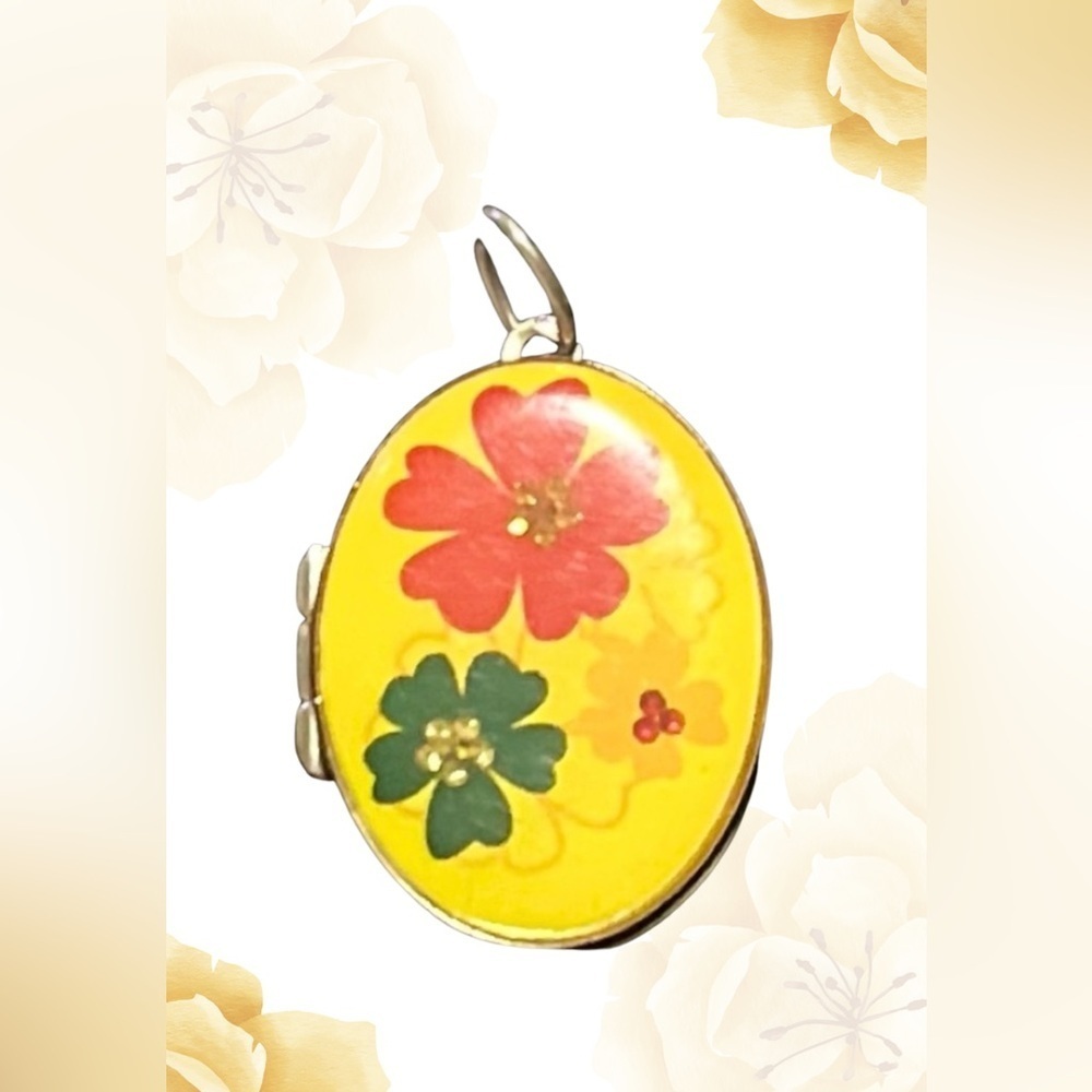 Nordstrom Floral Yellow Pendant 2-Picture Frame Holder